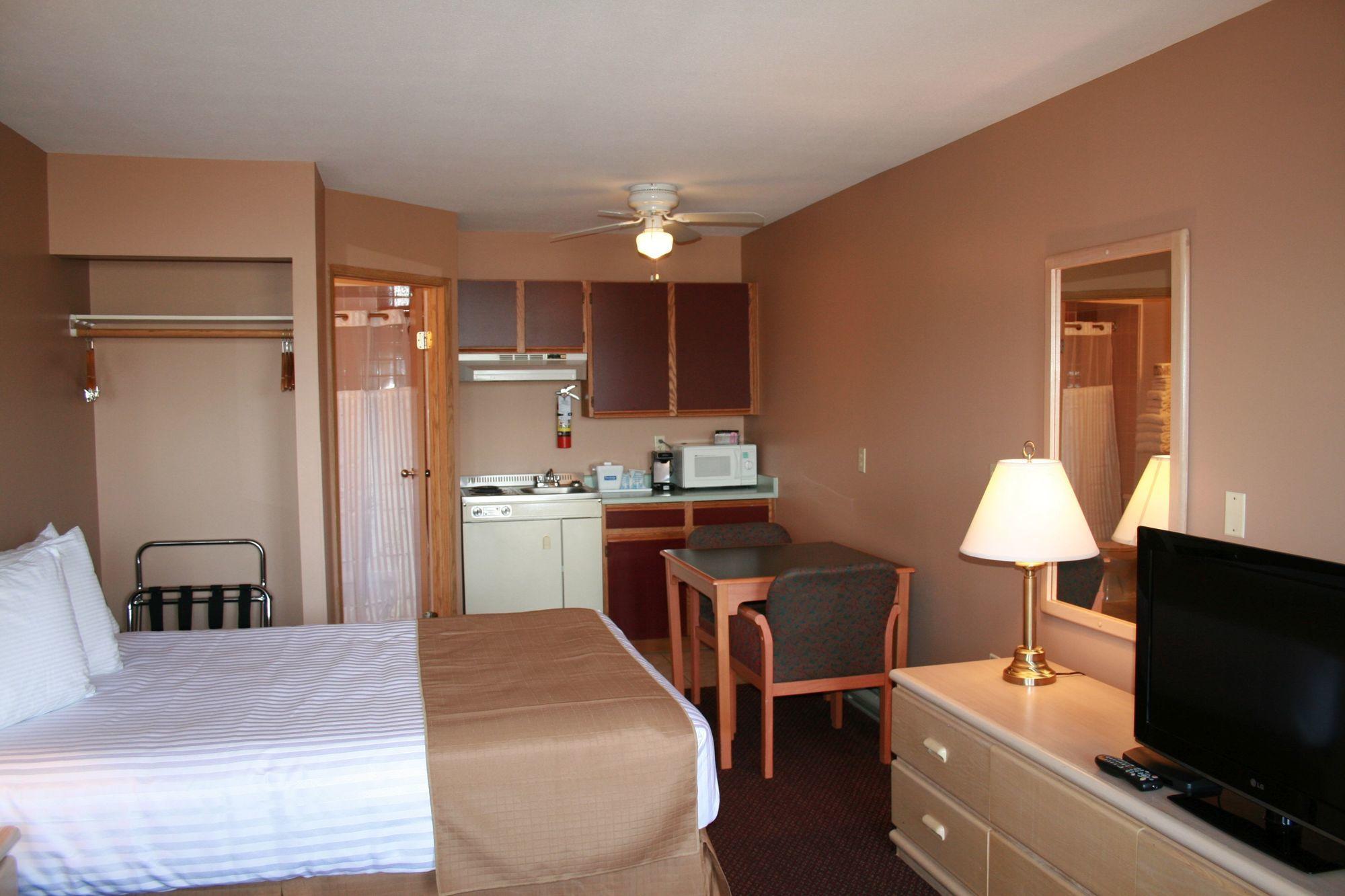 Coast Courtenay Hotel Екстер'єр фото