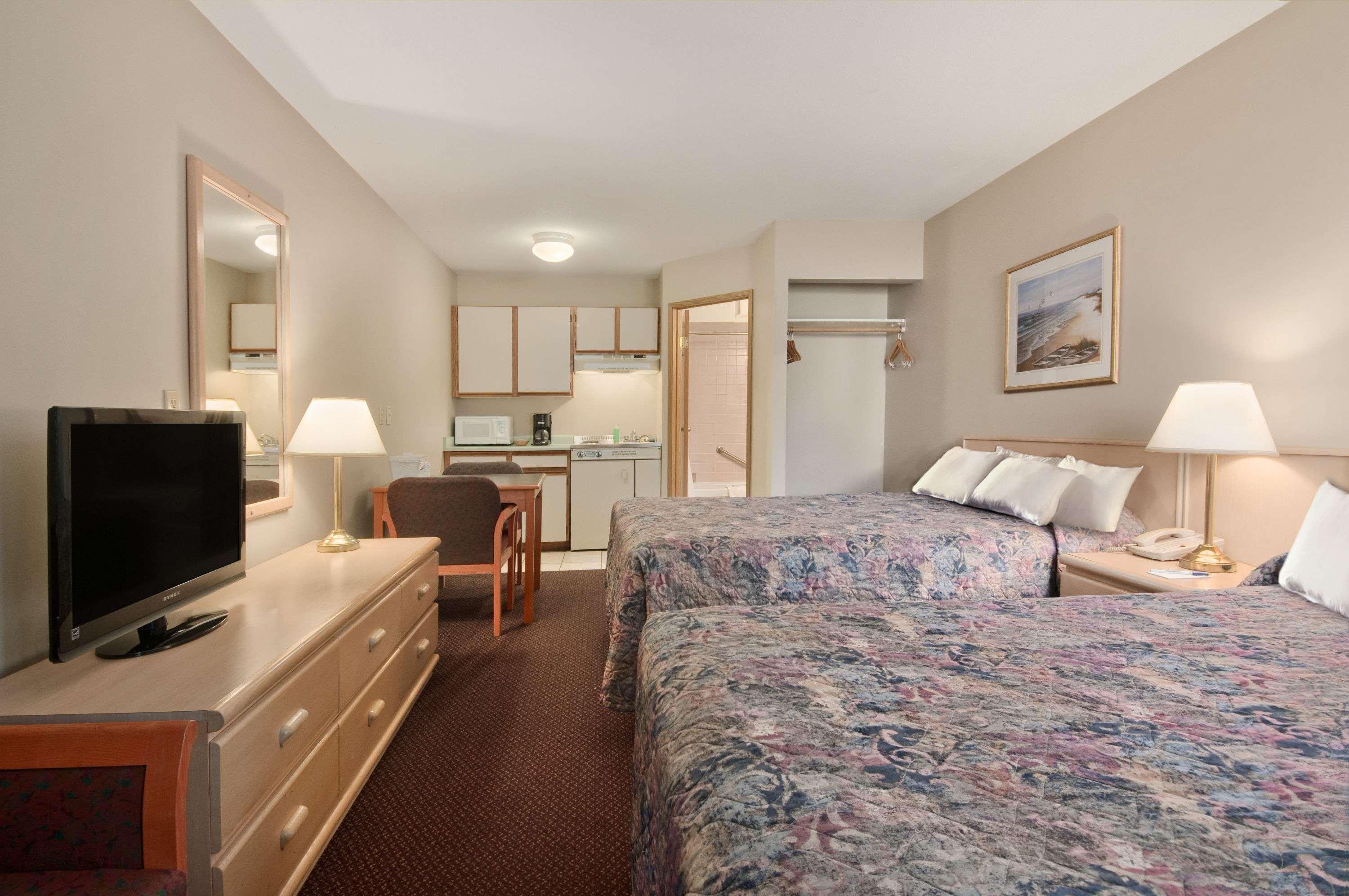 Coast Courtenay Hotel Екстер'єр фото