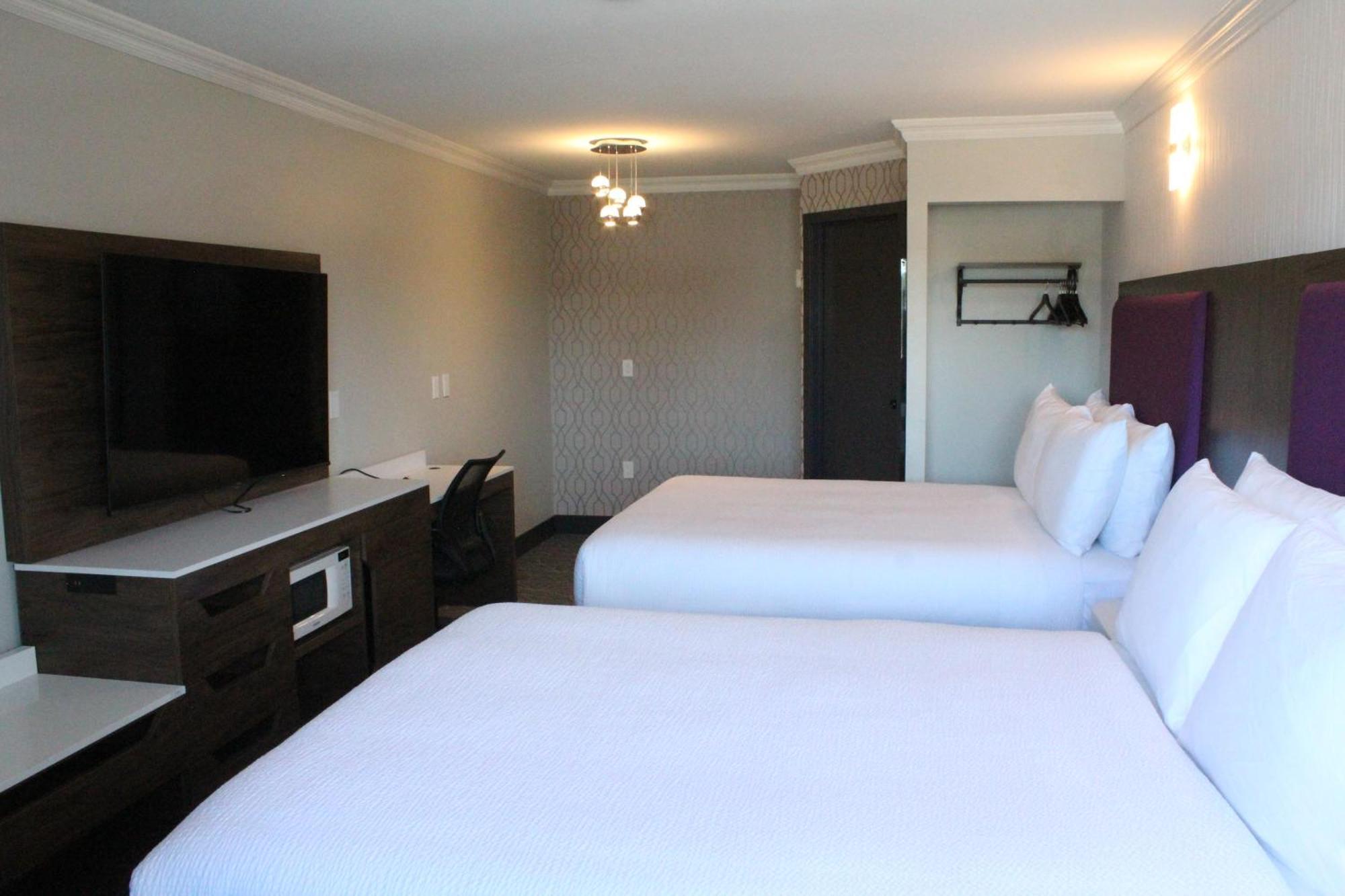 Coast Courtenay Hotel Екстер'єр фото